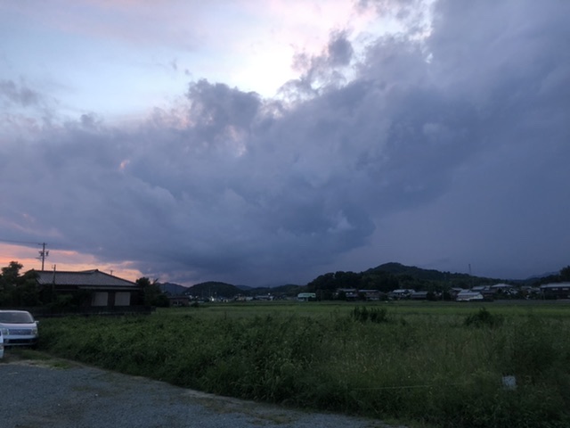 雨雲接近中