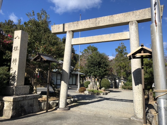八柱神社1