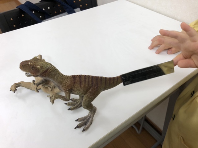 ビー玉で万華鏡～恐竜と遊びながら…